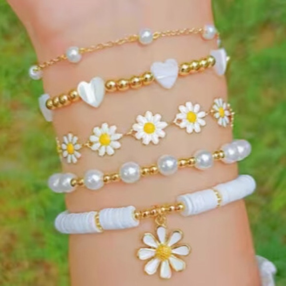 Daisy Bracelet Set
